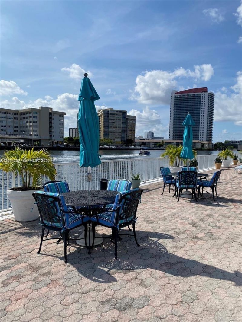 1913 S Ocean Dr , Unit 208, Hallandale Beach, FL 33009 Photo