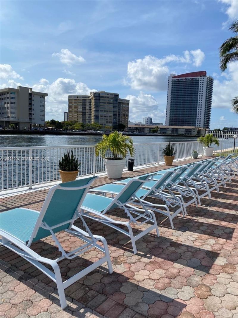 1913 S Ocean Dr , Unit 208, Hallandale Beach, FL 33009 Photo