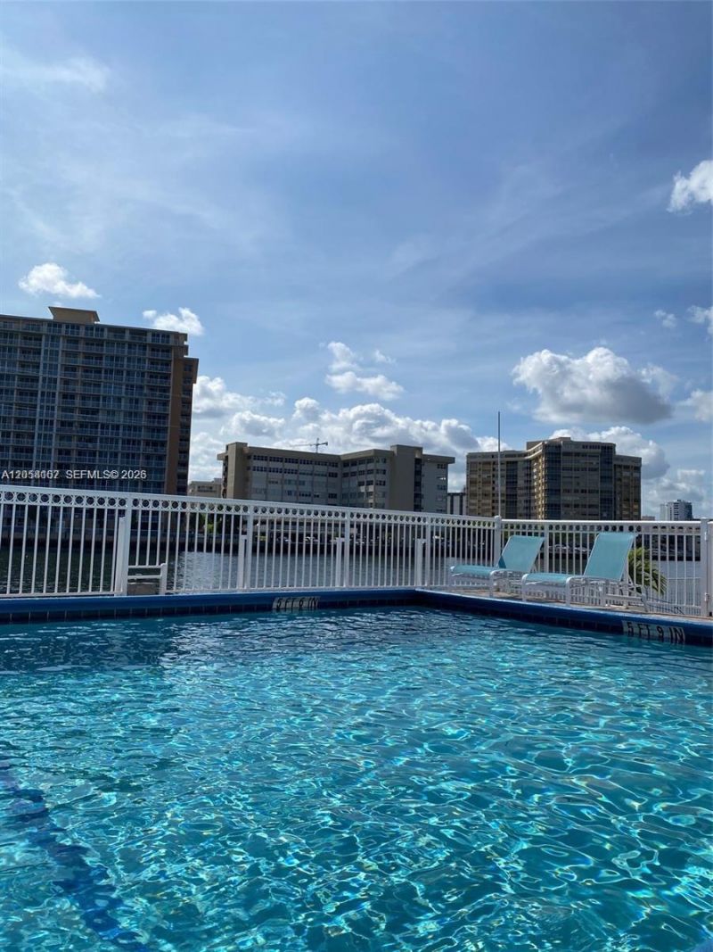 1913 S Ocean Dr , Unit 208, Hallandale Beach, FL 33009 Photo