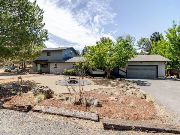 21035 Clairaway Avenue, Bend, OR 97702