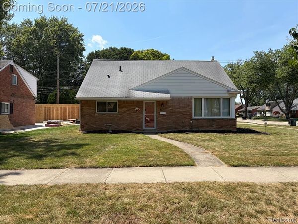 747 JAMAICA Drive, Troy, MI 48083