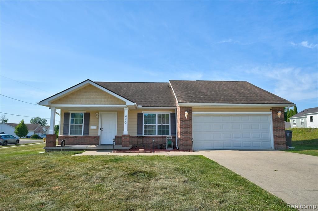 470 E Wood Street, Flint, MI 48503 Main Photo