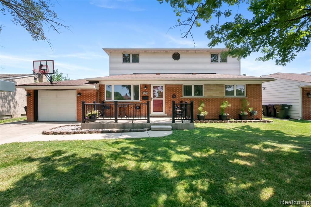 33630 Viceroy Drive, Sterling Heights, Mi 48310 Main Photo