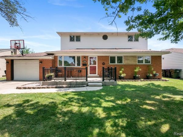 33630 Viceroy Drive, Sterling Heights, MI 48310