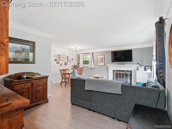 21920 Mauer Street, St. Clair Shores, MI 48080