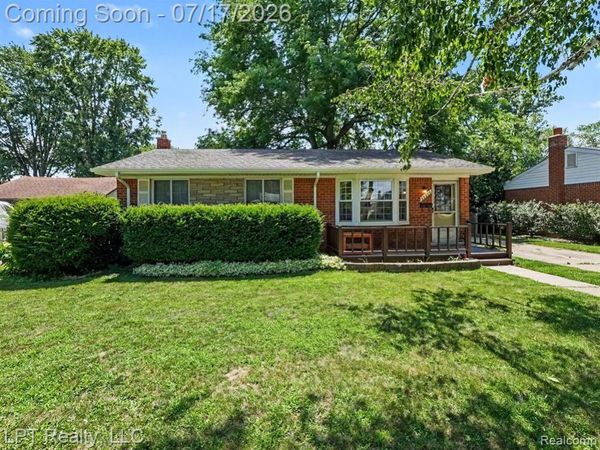32205 John Hauk Street, Garden City, MI 48135