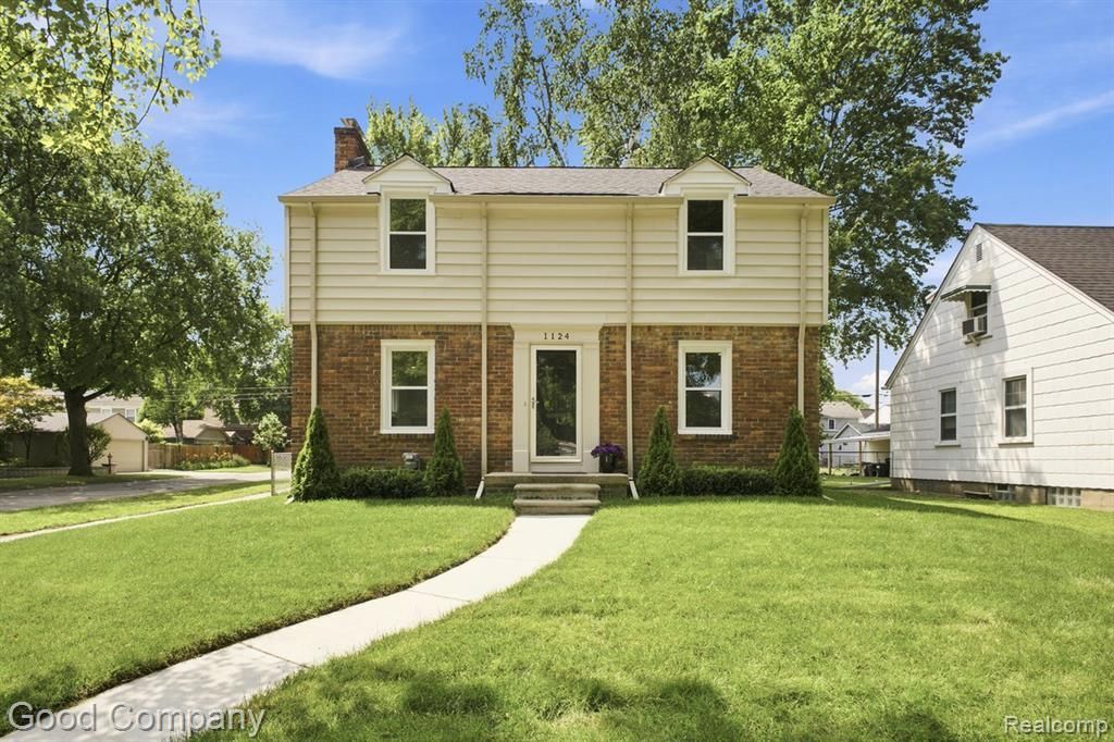 1124 E 5th Street, Royal Oak, MI 48067 Main Photo