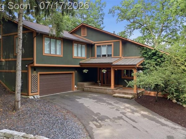 7375 Parkwood Drive, Tyrone Twp, MI 48430