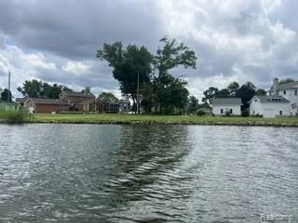 9510 Buckingham , White Lake Twp, MI 48386