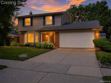 3475 Yellowstone Drive, Ann Arbor, MI 48105