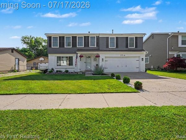 254 Selkirk Street, CANTON, MI 48187