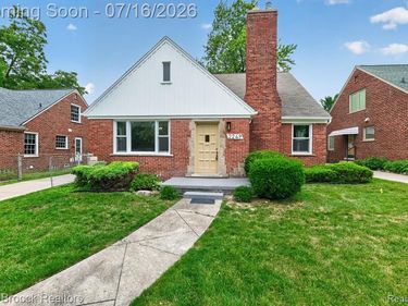 2249 Benjamin Avenue, Royal Oak, MI 48073
