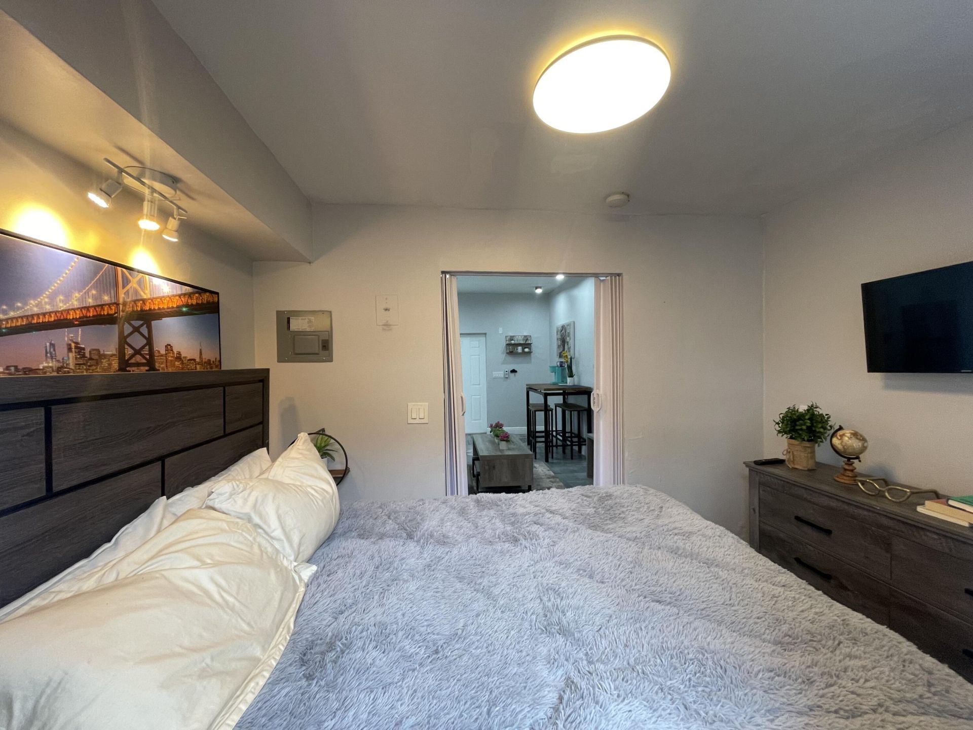 824 NE 4th Street, Unit 4, Fort Lauderdale, FL 33301 Photo