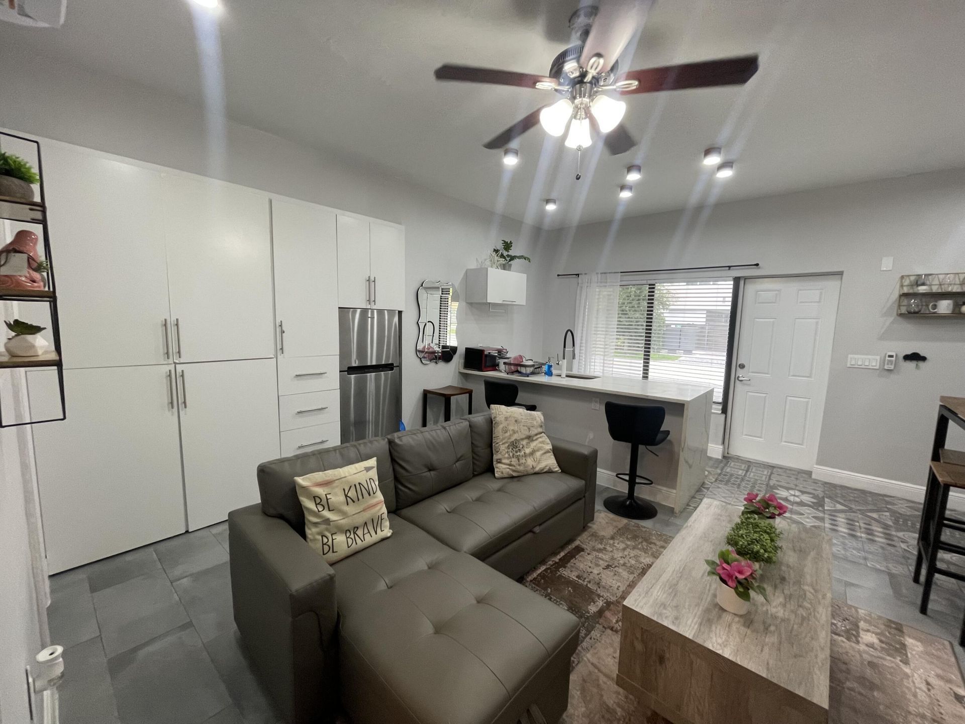 824 NE 4th Street, Unit 4, Fort Lauderdale, FL 33301 Photo