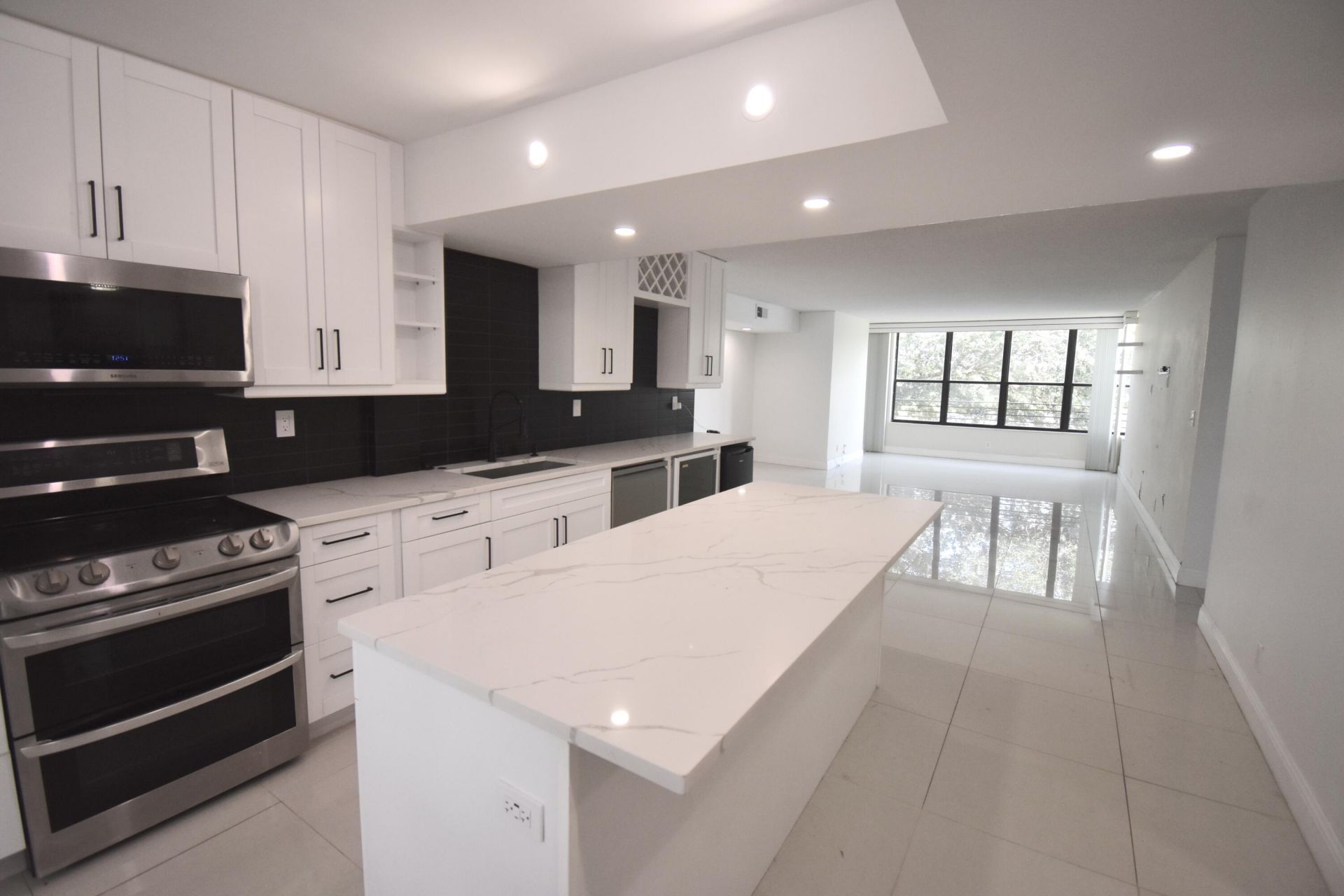 2768 S Carambola Circle S, Unit 302, Coconut Creek, FL 33066 Photo