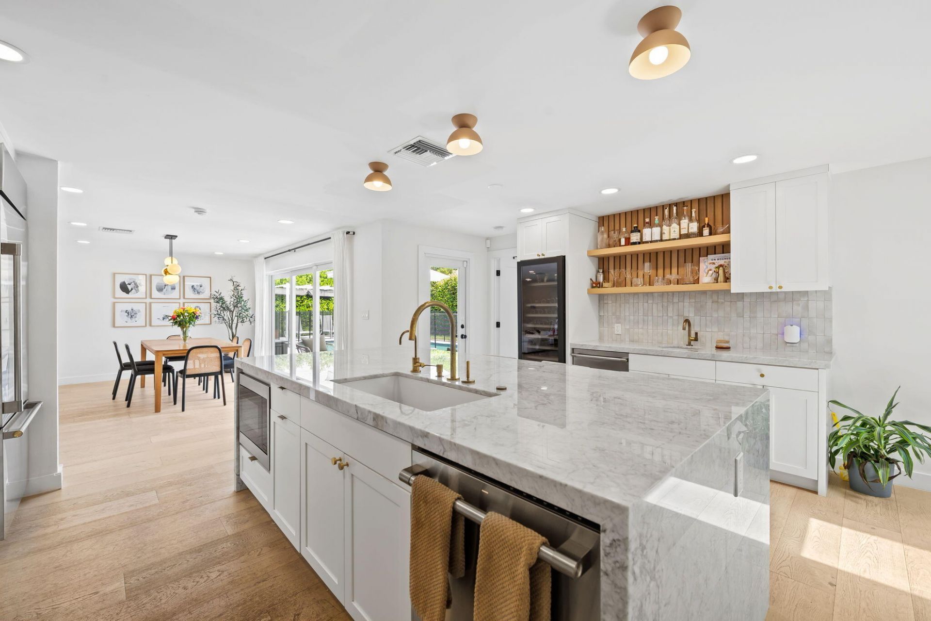 44 Fort Royal Isle, Fort Lauderdale, FL 33308 Photo