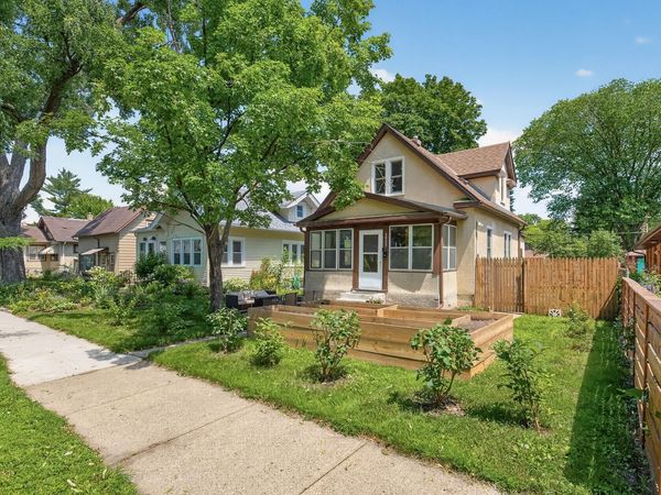 3953 38th Avenue S, Minneapolis, MN 55406