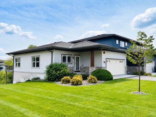 1246 Vernon Drive, Carver, MN 55315
