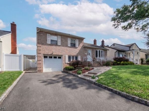 729 Colonial Arms Rd, Union, NJ 07083