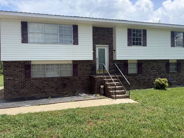 202 County Road, Higdon, AL 35979