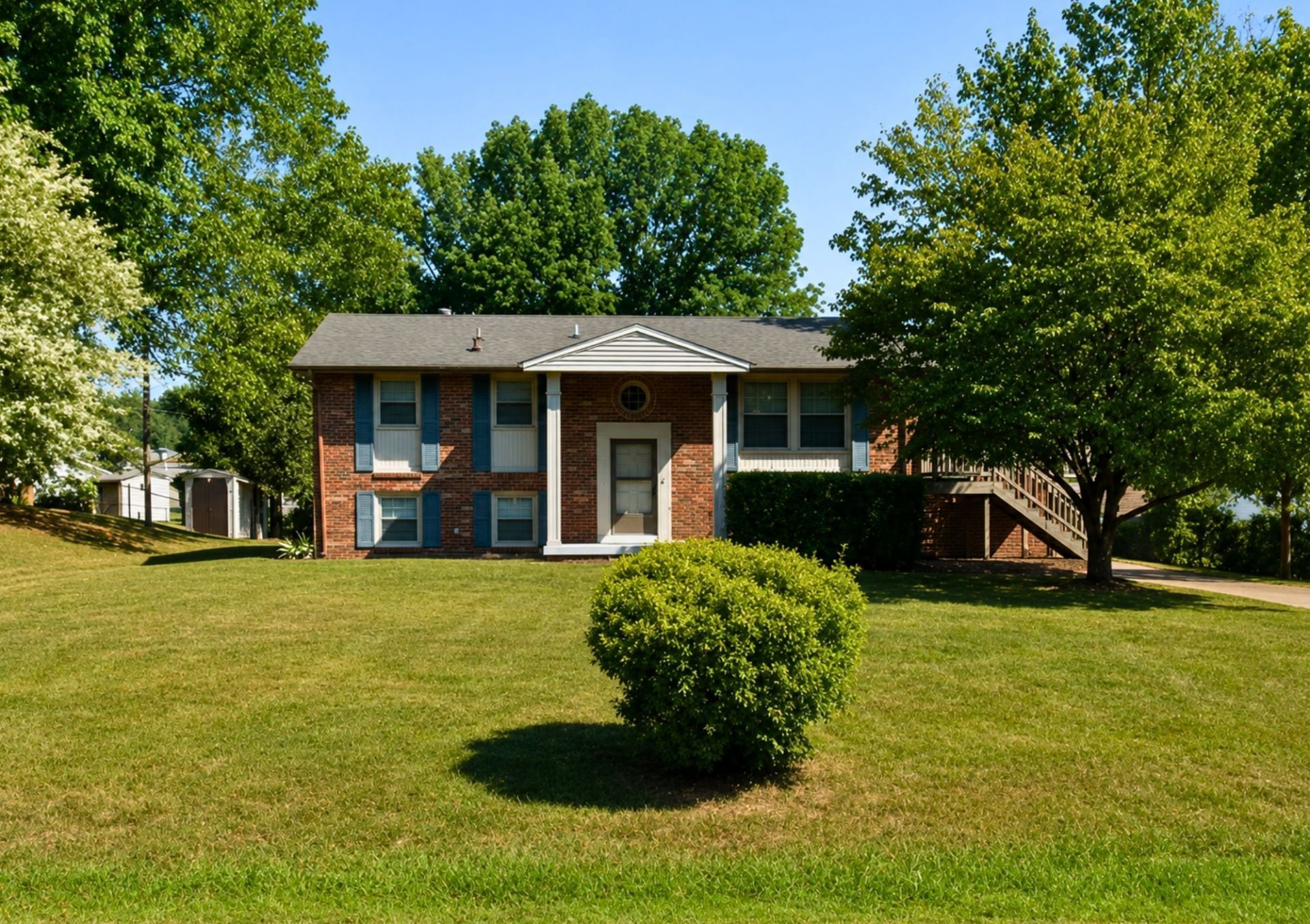 309 Dunbar Cave Rd , Clarksville, TN 37043 Main Photo
