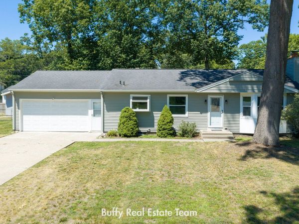 2160 Garland Drive, Norton Shores, MI 49441