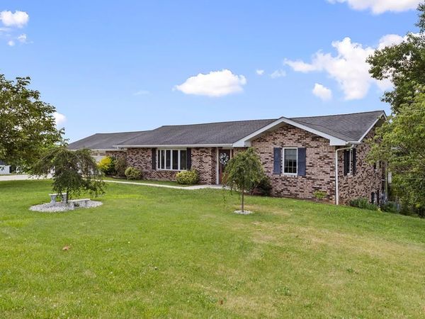 627 Rodriguez Lane, Moundsville, WV 26041
