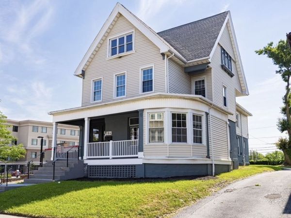 184 Alexander Street, Rochester, NY 14607