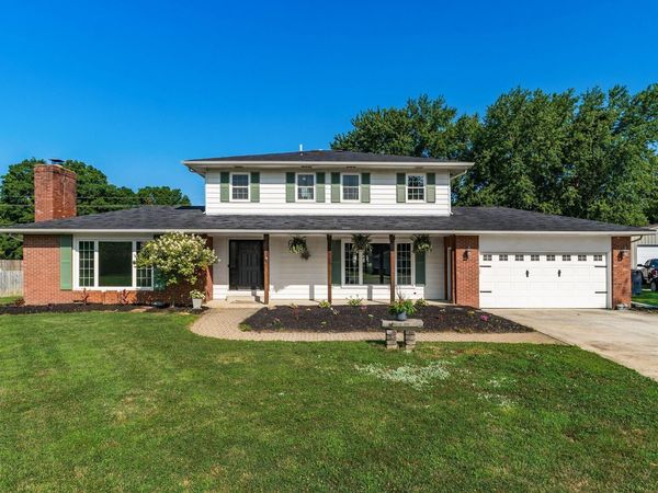562 Mapleview Lane , Circleville, OH 43113
