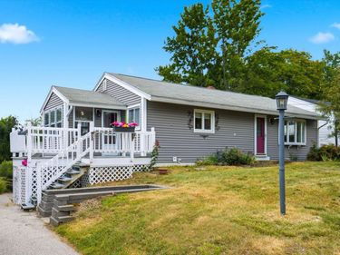 176 Portsmouth Avenue, Manchester, NH 03109