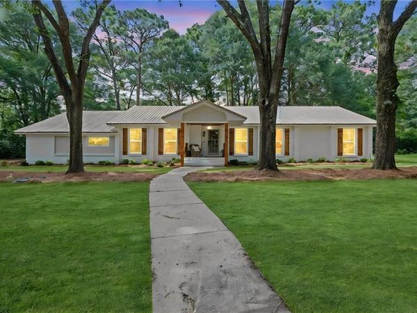 4312 Michael Boulevard, Mobile, AL 36609