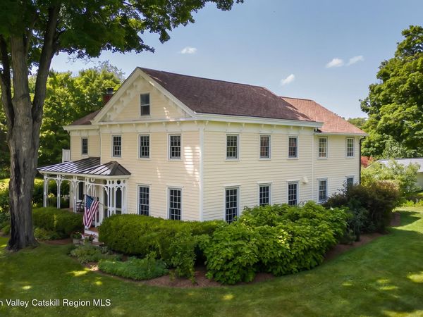 205 Bells Pond Road, Hudson, NY 12534