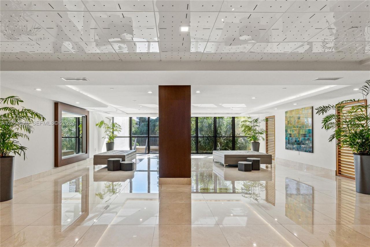 540 Brickell Key Dr , Unit 1414, Miami, FL 33131 Photo