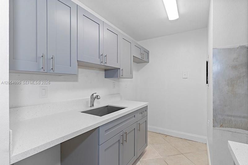 1201 Lake Victoria Dr , Unit V, West Palm Beach, FL 33411 Photo