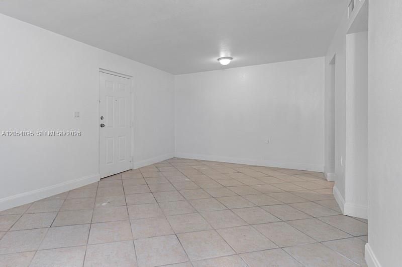 1201 Lake Victoria Dr , Unit V, West Palm Beach, FL 33411 Photo