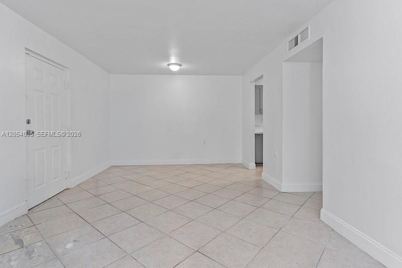 1201 Lake Victoria Dr , Unit V, West Palm Beach, FL 33411 Photo