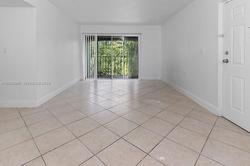 1201 Lake Victoria Dr , Unit V, West Palm Beach, FL 33411 Photo