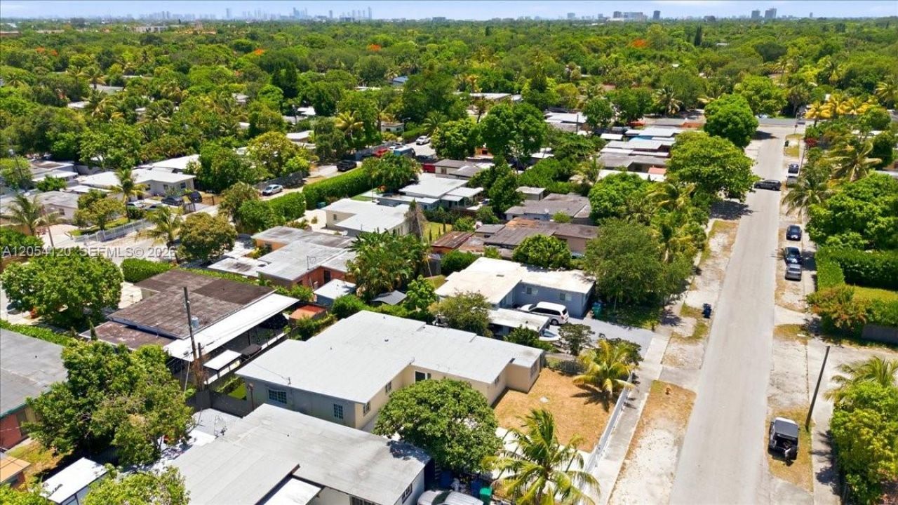323 NW 104th Ter , Miami, FL 33150 Photo
