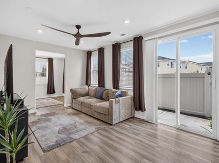 2048 Brave Hawk Loop, Roseville, CA 95747 Photo