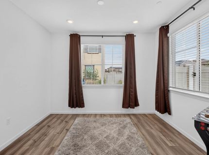 2048 Brave Hawk Loop, Roseville, CA 95747 Photo