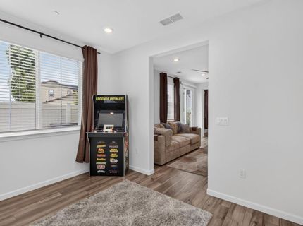2048 Brave Hawk Loop, Roseville, CA 95747 Photo