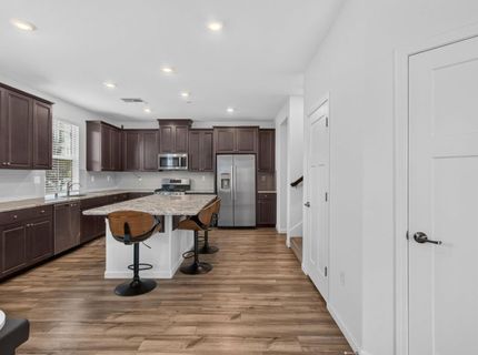 2048 Brave Hawk Loop, Roseville, CA 95747 Photo