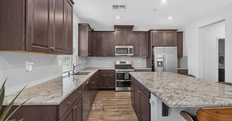 2048 Brave Hawk Loop, Roseville, CA 95747 Photo