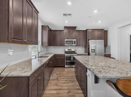 2048 Brave Hawk Loop, Roseville, CA 95747 Photo
