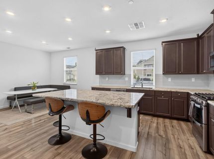 2048 Brave Hawk Loop, Roseville, CA 95747 Photo