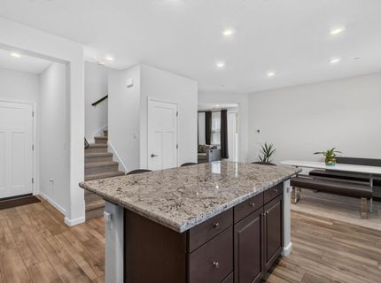 2048 Brave Hawk Loop, Roseville, CA 95747 Photo