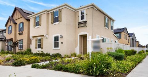 2048 Brave Hawk Loop, Roseville, CA 95747 Photo
