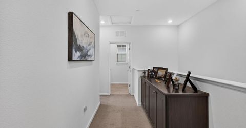 2048 Brave Hawk Loop, Roseville, CA 95747 Photo