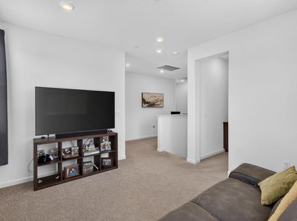2048 Brave Hawk Loop, Roseville, CA 95747 Photo