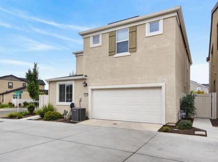 2048 Brave Hawk Loop, Roseville, CA 95747 Photo